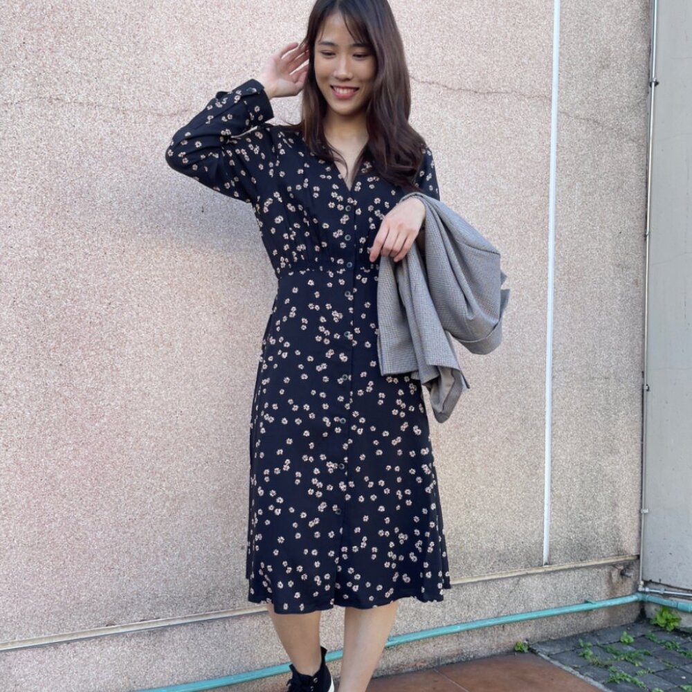 Uniqlo Printed V-Neck Long-Sleeve Flare Dress - New Without Tags